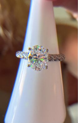 2ct Diamond Moisanite on Silver