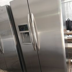 Frigidaire Side By Side Refrigerator Stainless Steel Everything Works Good 