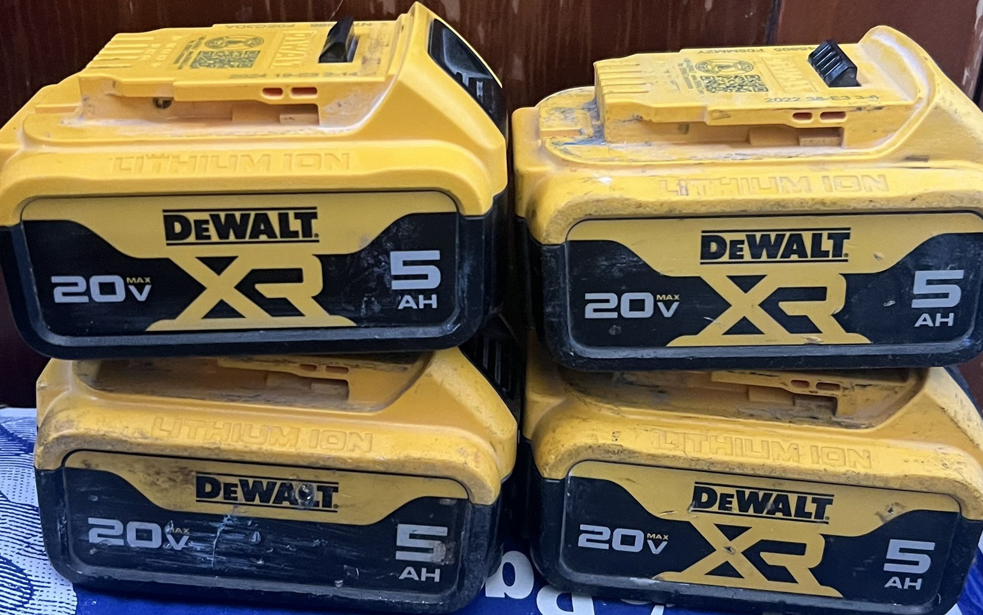 4 Dewalt 20V XR 5AH Batteries