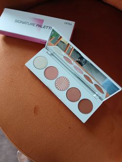 Ofra signature shadow