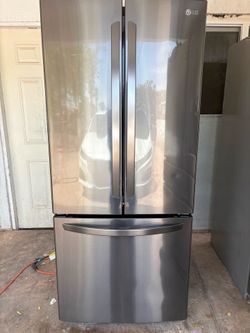 LG 30 inch Fridge works perfect in good condition for delivery to  your  garage