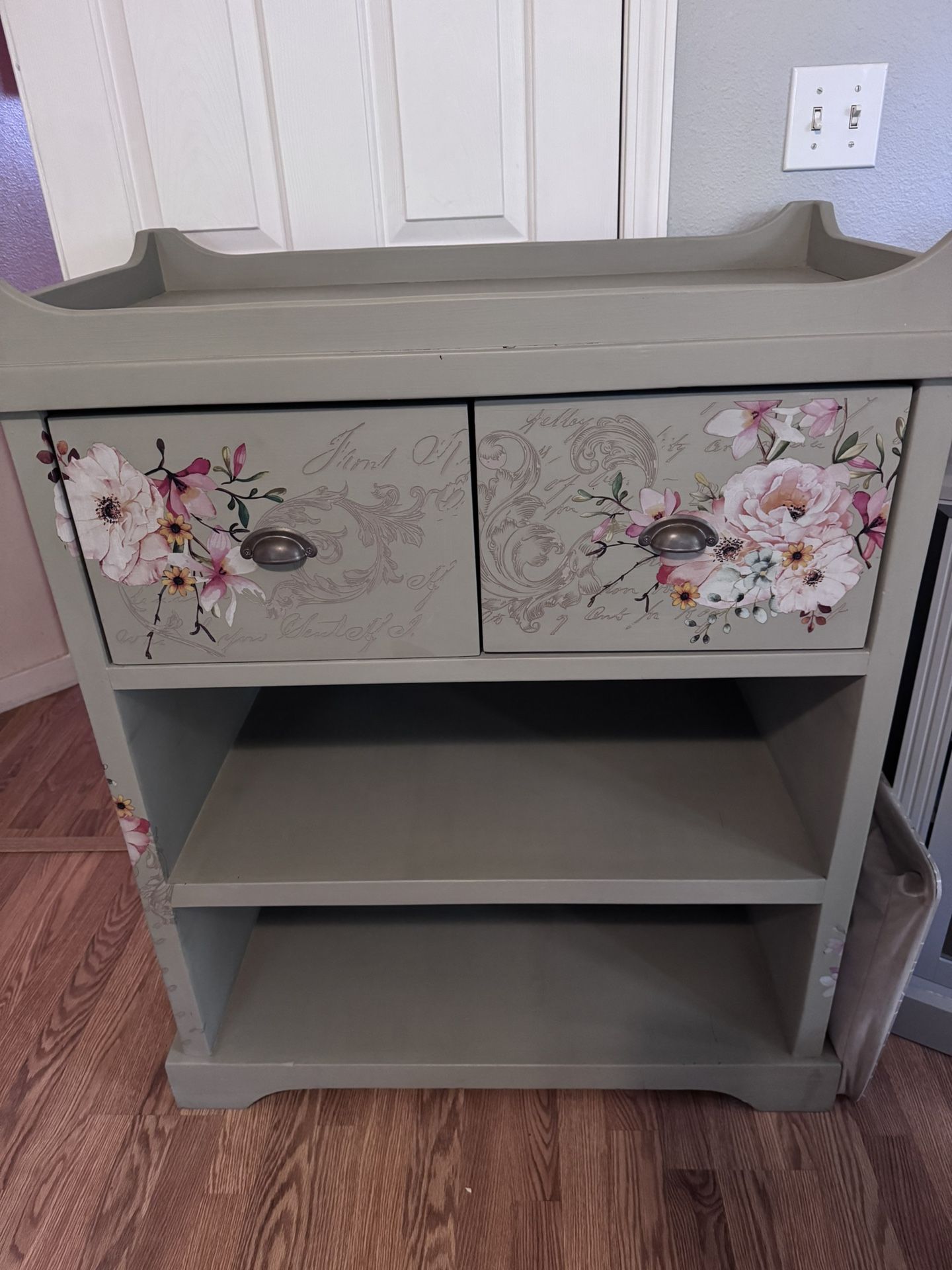 Changing Table