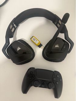 Ps5 controller and or wireless headphones