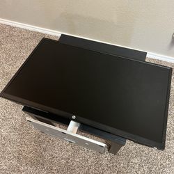 Toshiba big screen box tv for Sale in Leander, TX - OfferUp