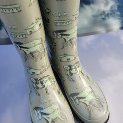 Rain Boots/ Green $30