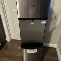 Water Dispenser 💧