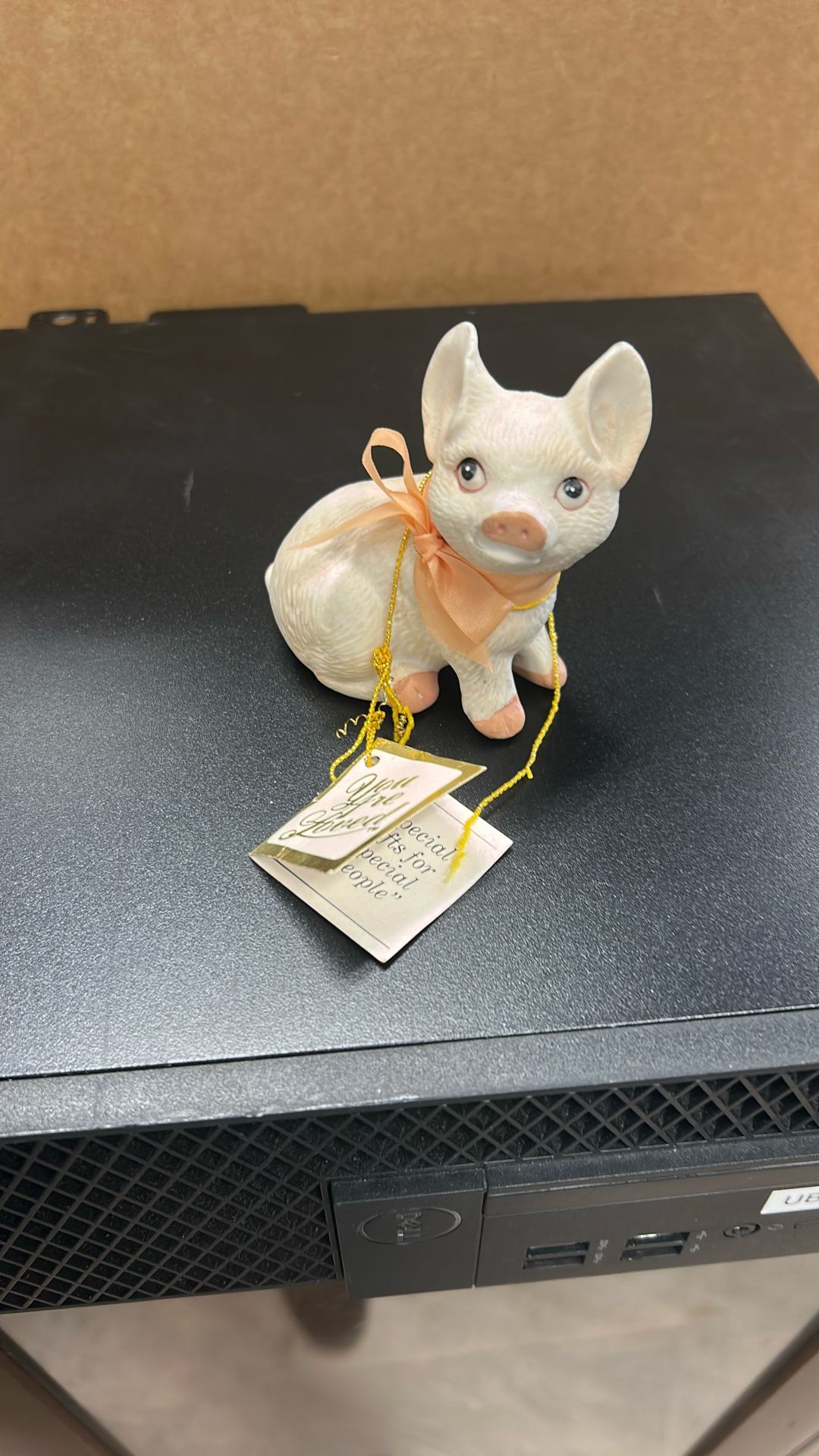 mini Pig Statue