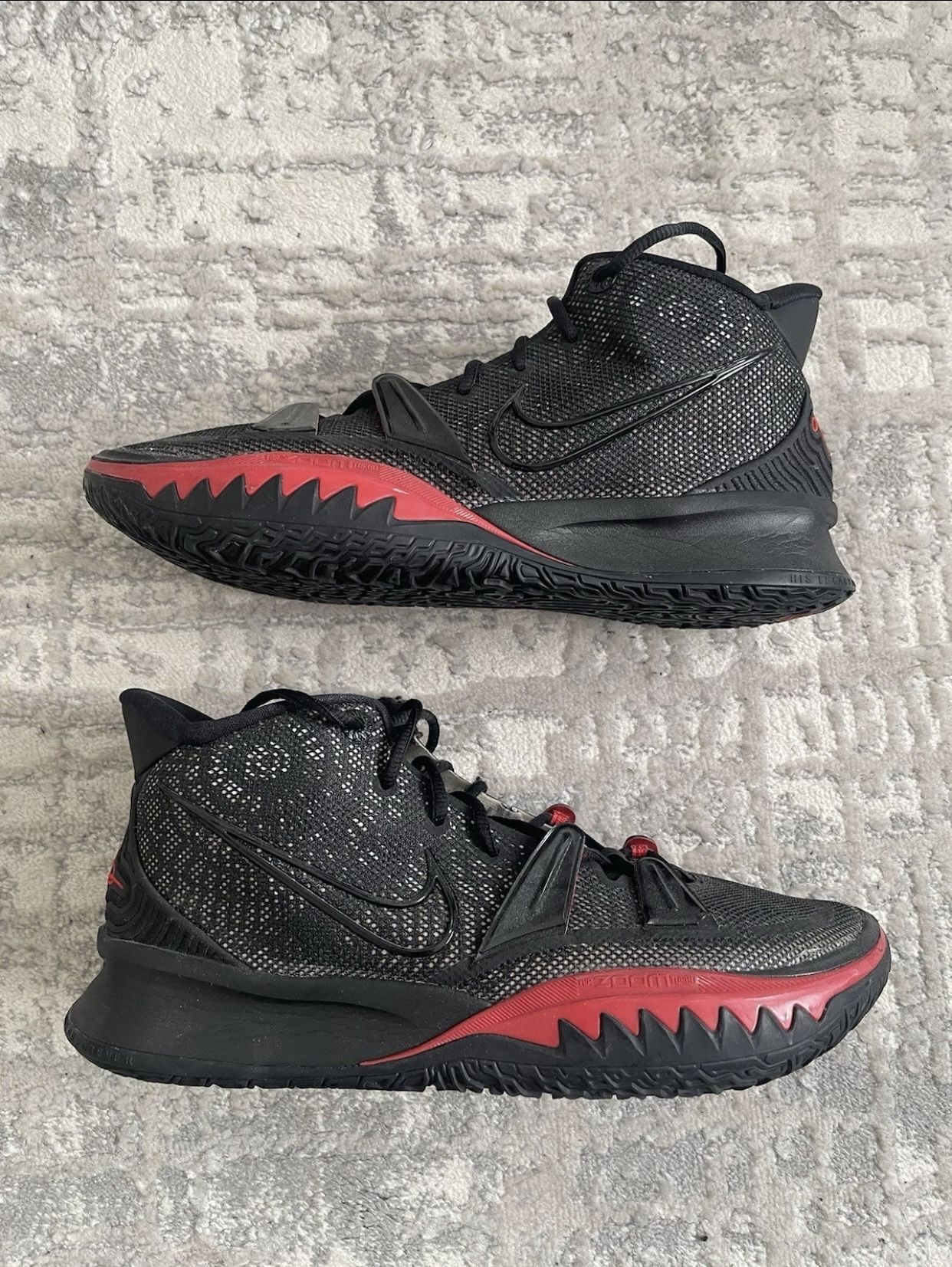 π₯$40 KYRIE 7 (sz13) π₯