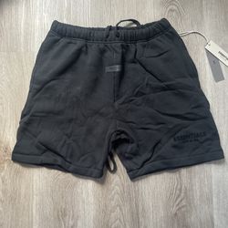 essential black shorts Size medium 
