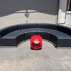 Round Sectional 