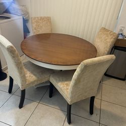 Kitchen Or Dinning Round Table With 4 Chairs