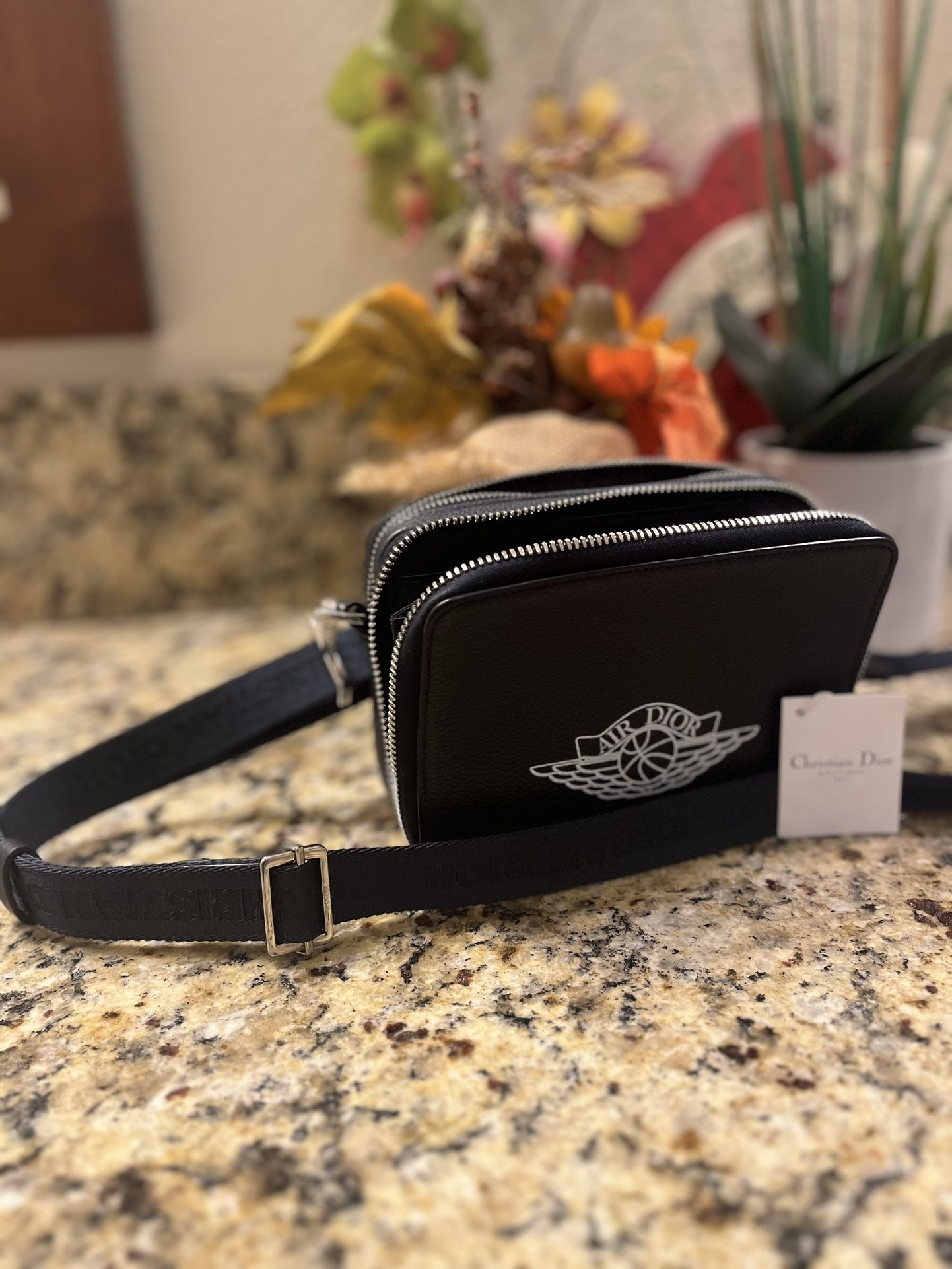 Dior X Air Jordan Collaboration Messenger Bag(Navy)