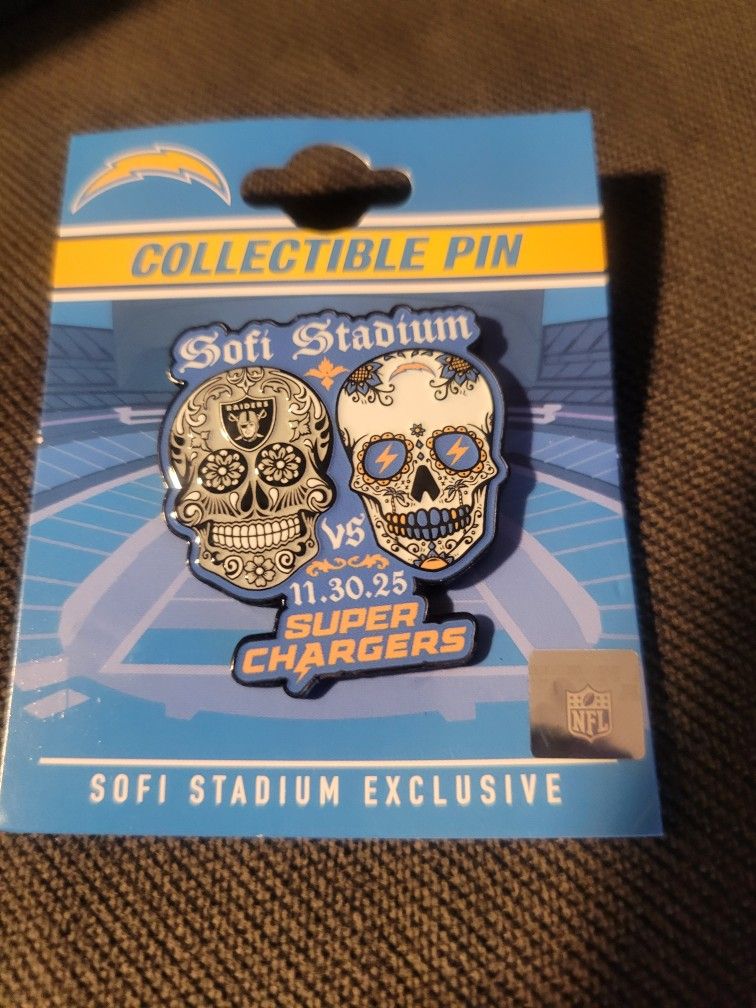 Game Day Pin ($25  Firm) Serious Buyers 