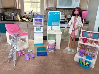 Barbie cast clinic playset