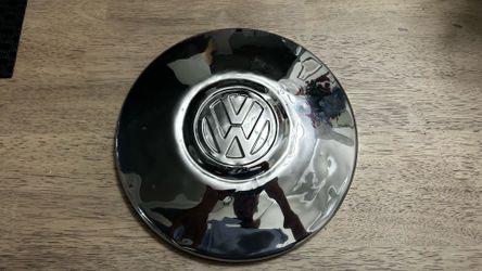 Vintage OEM 1967 VW Beetle Chrome Hubcap - Flat Style