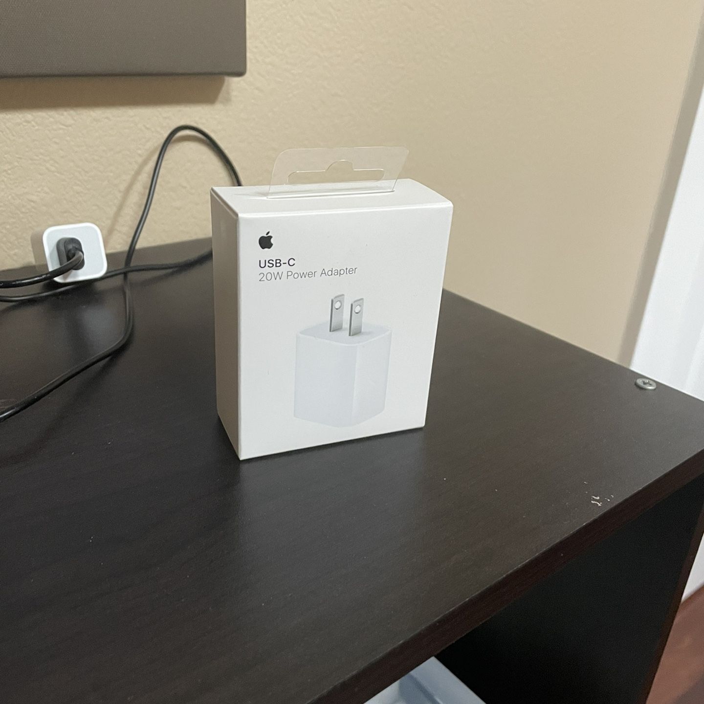 Apple 20W Power Adapter
