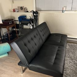 Black Futon