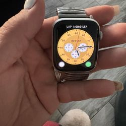 Apple Watch 44m 