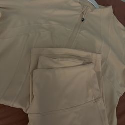 milkshake pink lululemon set size 10