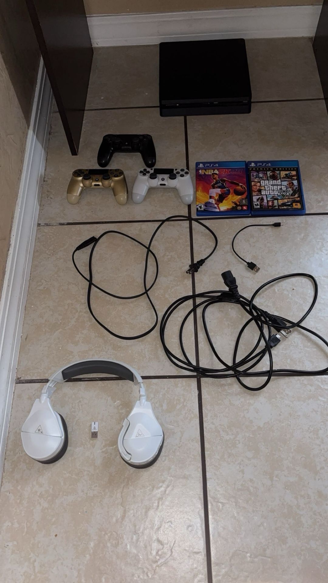PS4 Slim Full Setup