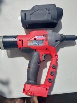 Milwaukee rivet gun & rubber tool cover