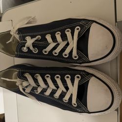 Converse Tennis Shoes 