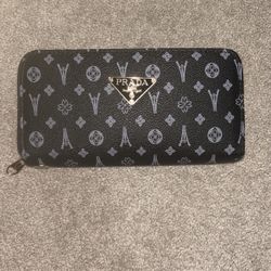 Brand New Black and Grey Women’s Wallet