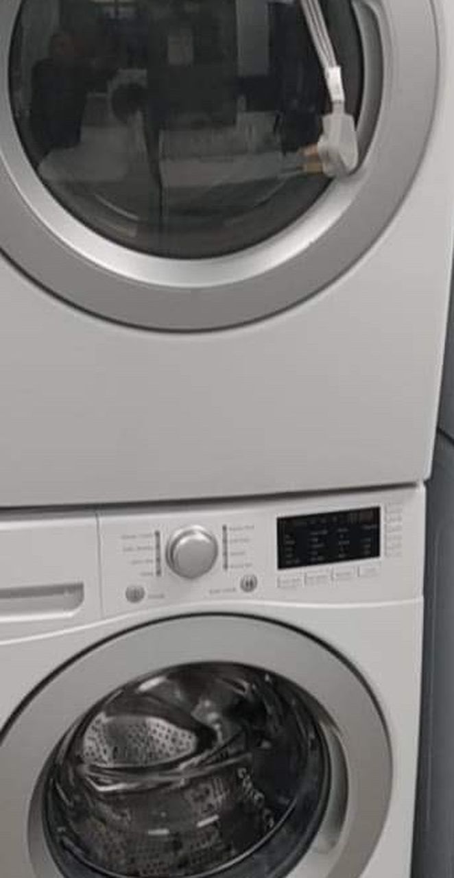 Kenmore Washer And Electric Dryer Set For $675