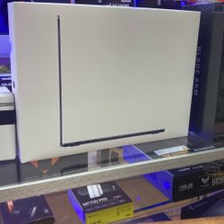 15”MacBook Air M4 10C 24Ram 1TB SSD 