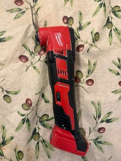 Milwaukee multitool