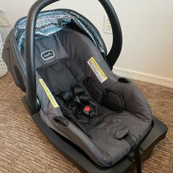 EUC Evenflo Litemax Sport Infant Car Seat