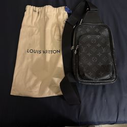 Louis Vuitton Men’s Cross Body Bag