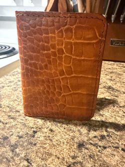 Leather Front pocket bi-fold