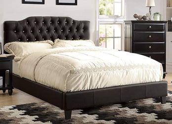 BLACK FAUX LEATHER QUEEN SIZE BED BLING TUFTED DETAIL