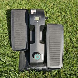 Cubic Under Desk Elliptical