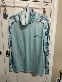 Men’s size large performance Fishing hoodie with mask