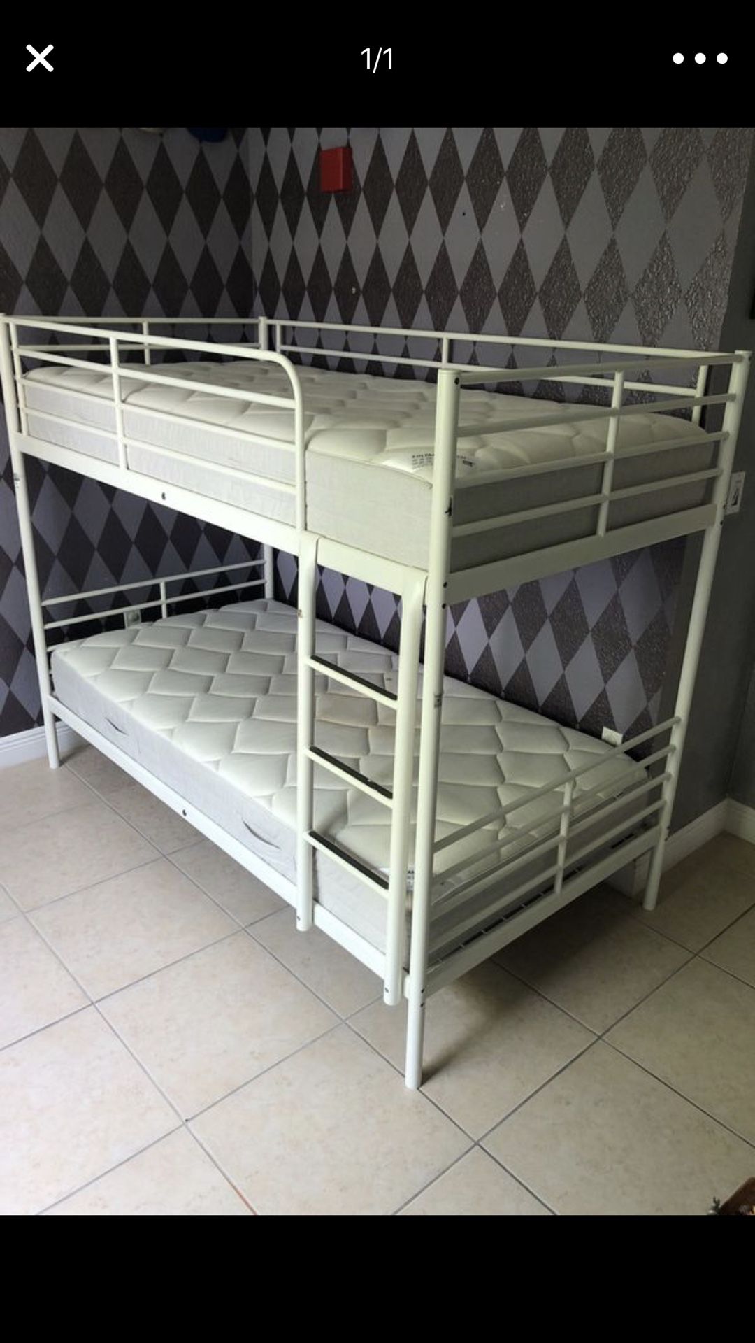 Bunk bed whit mattress and deliver