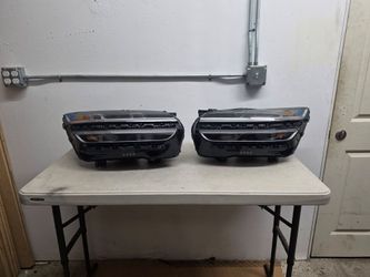 Left right headlight genesis gv70 2022 2023 2024 2025