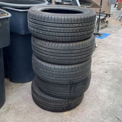 5 Tires In Excellent Condition For Sale: 205/55/ R16