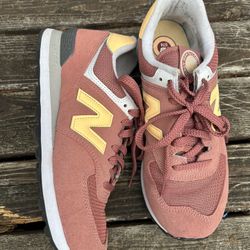 Women’s Shoes Size 10 Nike New balance Vans