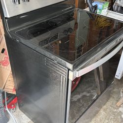 Whirlpool Glass top Stove