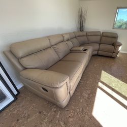 Recliner Sectional