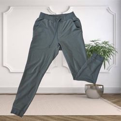 Lululemon Men’s Jogger Pants – Sleek Everyday Comfort 🏃‍♂️✨