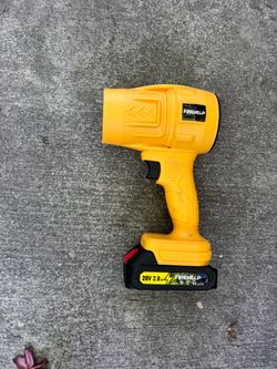 New rechargeable blower with two batteries and charger