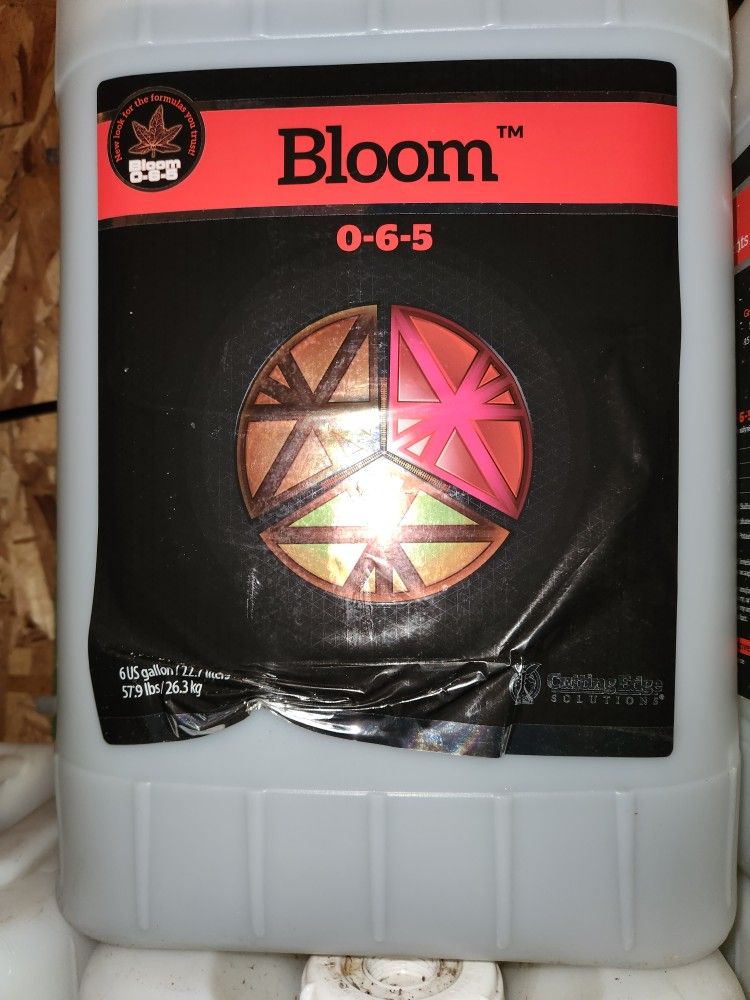 CES Grow 6 Gallon Liquid Nutrient