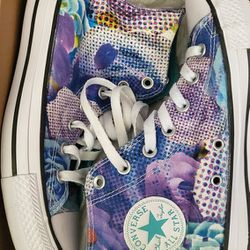 Converse Size 6.5 Or 5 Y Shoes