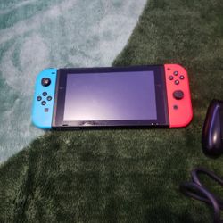 Intendo Swith And A Tv