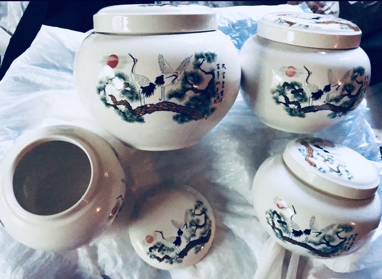 Vintage  New ivory China Ginger Jars 