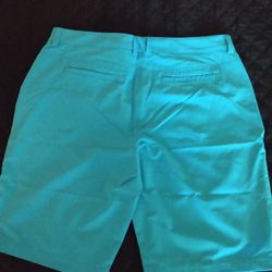 NVO TURQUOISE GOLF SHORTS  WOMEN'S SIZE 12