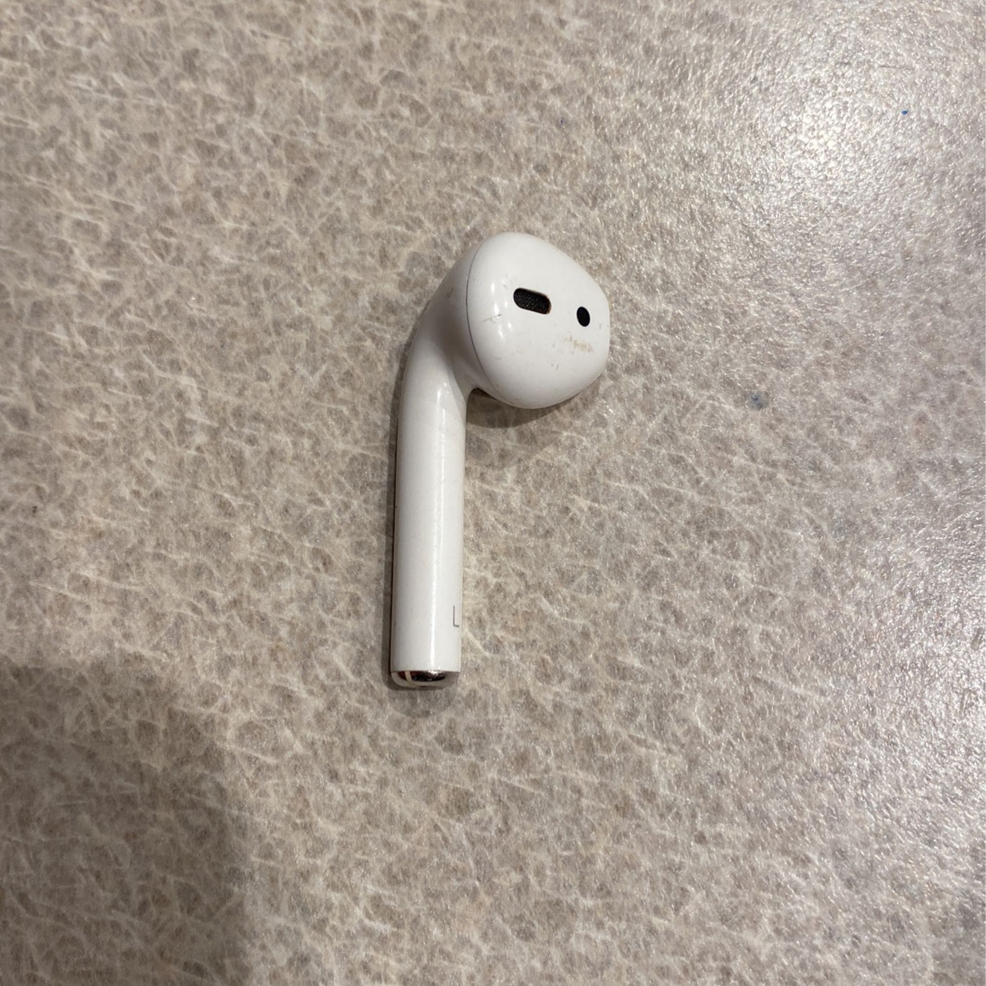 Left Airpod